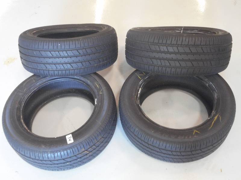 lot 34 image: (4) Bridgestone Turanza 2555518 T...