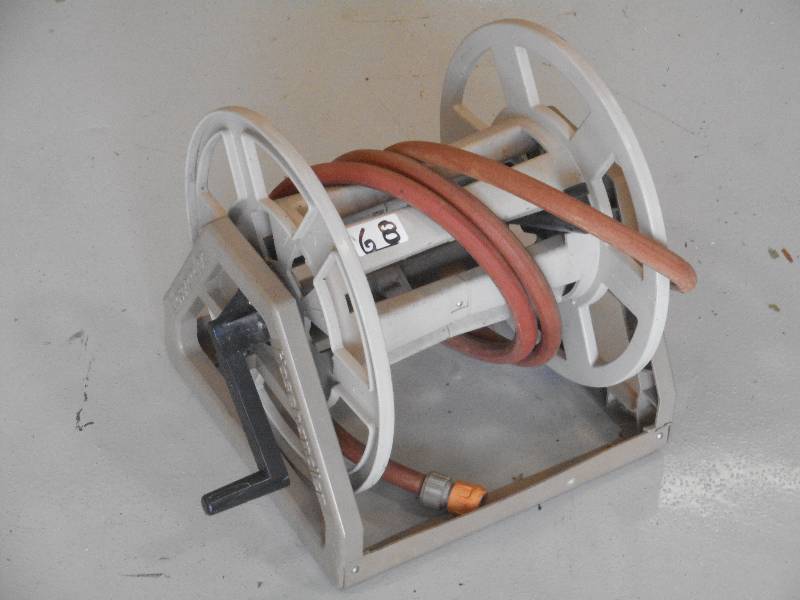 lot 68 image: HoseHandler Hose Reel With Whip Hos...