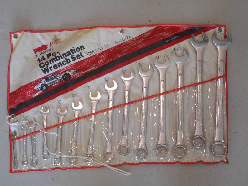 lot 128 image: ProMate 14-Piece 38--1 14 Wrenc...