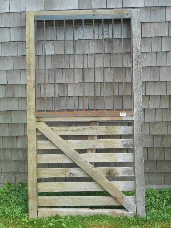 lot 209 image: (1) Vintage Wood & Steel Horse Stan...