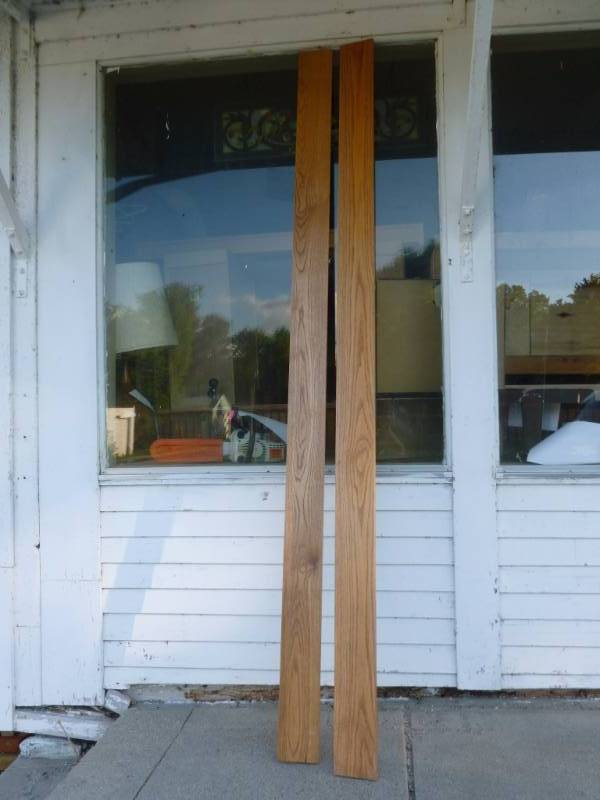 lot 13 image: Solid Oak Trim Boards