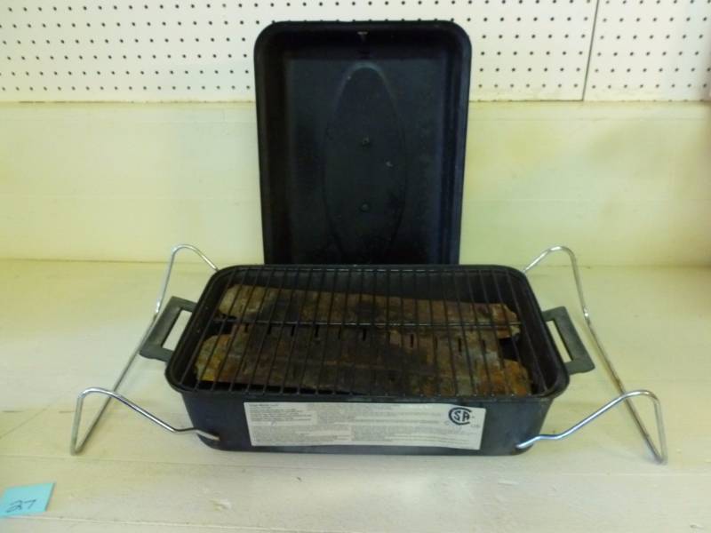 lot 27 image: Patio Grill