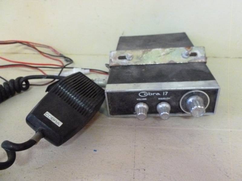 lot 52 image: CB Radio