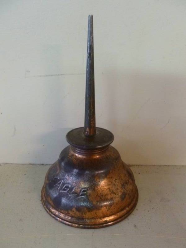 lot 68 image: Vintage Oil Can