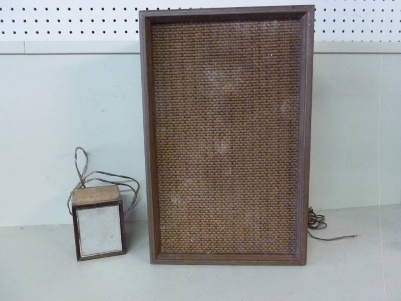 lot 71 image: Vintage Speakers