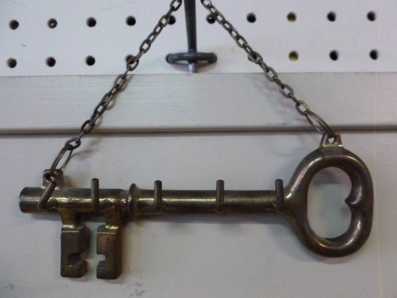 lot 89 image: Cast Brass