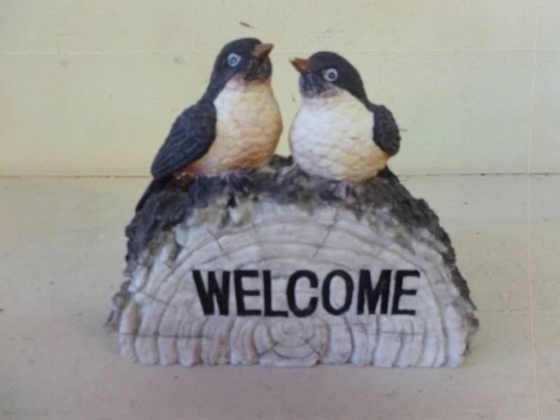 lot 109 image: Rock Garden Decoration