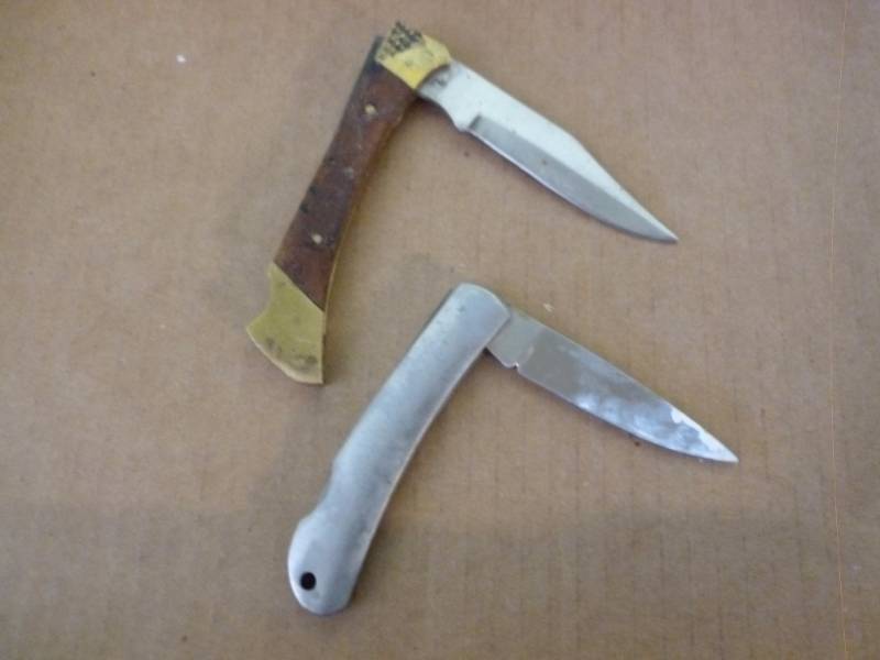 lot 159 image: Pocket Knives