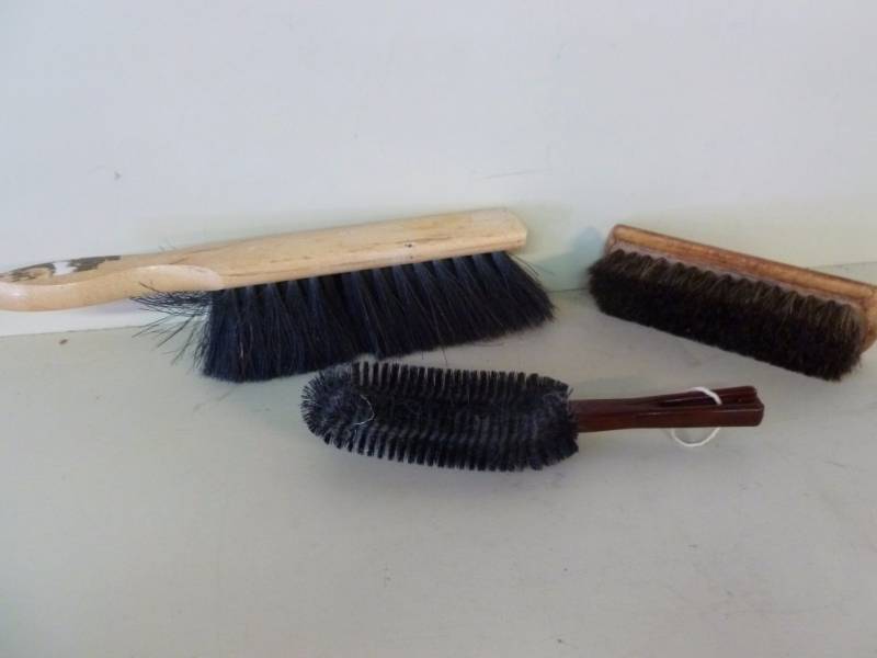 lot 166 image: Brushes