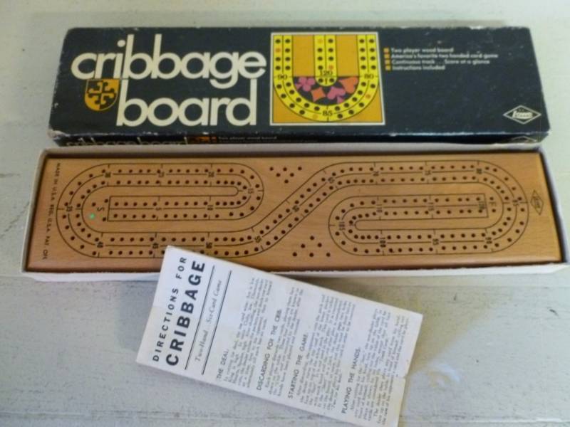 lot 245 image: Vintage Cribbage Board