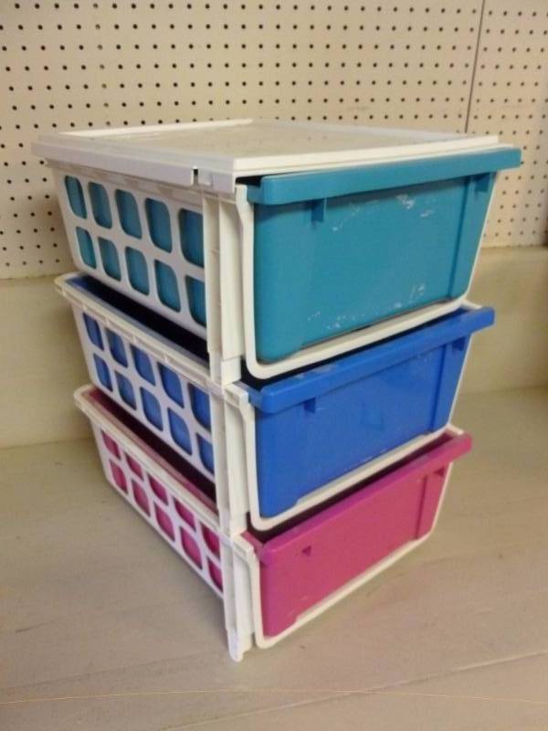 lot 256 image: Organizer Drawer