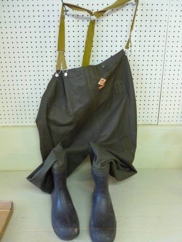 lot 286 image: Waders