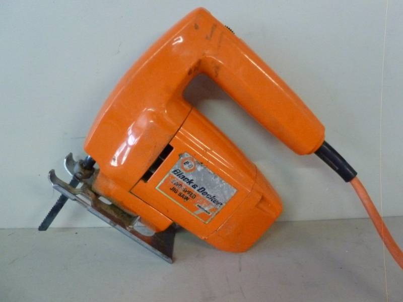lot 293 image: Jig Saw