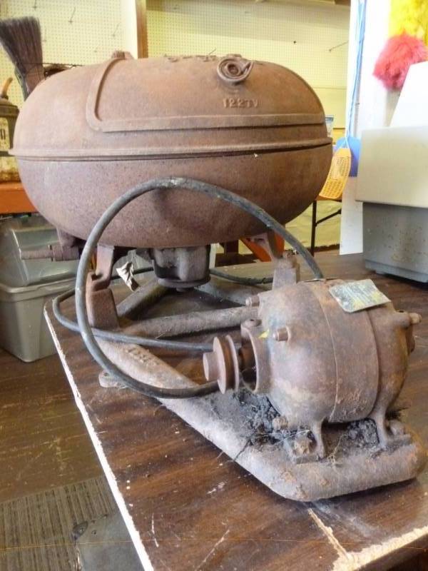 lot 301 image: Vintage Creamery Centrifuge