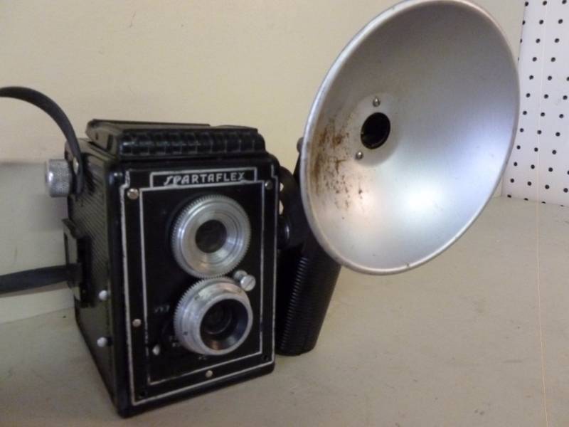 lot 317 image: Vintage Camera