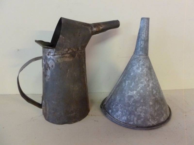 lot 331 image: Vintage Oil Can