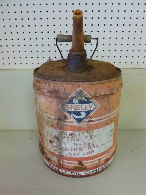 lot 344 image: Vintage Oil Can