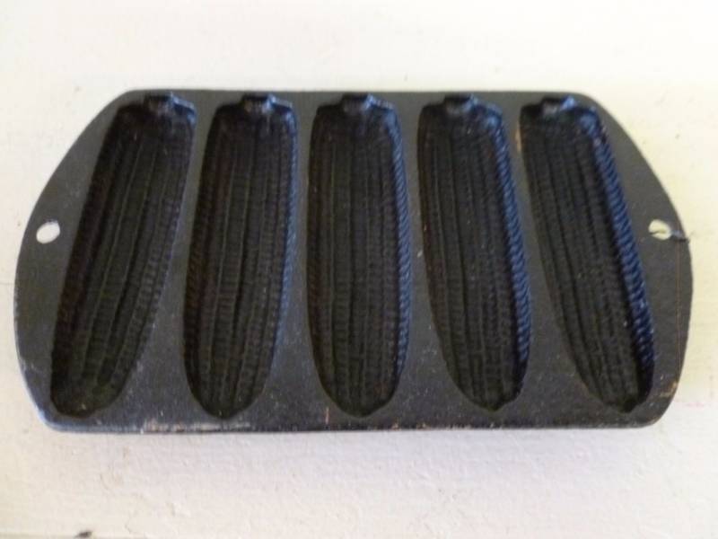 lot 346 image: Cast Iron Pan
