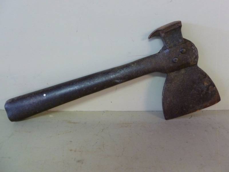 lot 349 image: Vintage Iron Ax