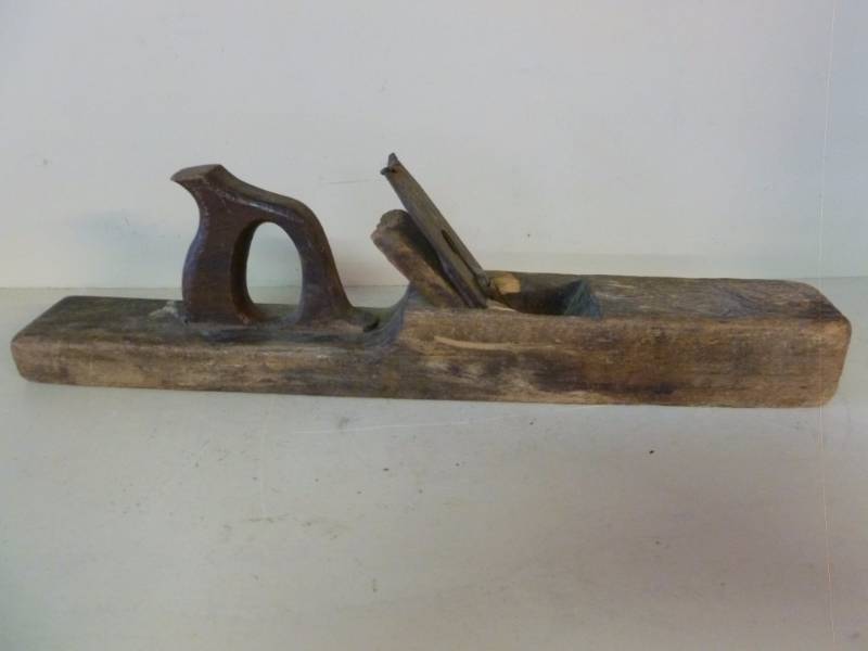 lot 359 image: Antique Wood Plane