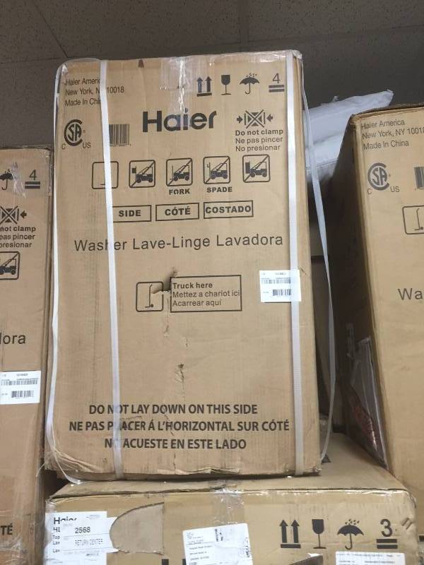 lot 20 image: Haier 1.0 Cubic Foot Portable Washing Machine, HLP21N New