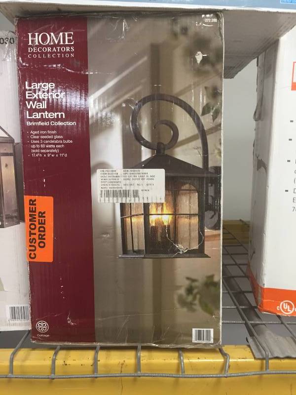 lot 59 image: Hampton Bay 3-Light Oil Rubbed Bronze Outdoor Wall Lantern Model # GIK1613A-ORB New