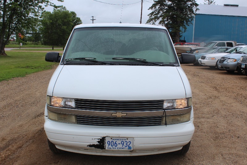 1998 Chevrolet Astro Van - 143,932 Miles