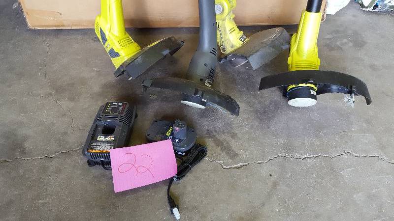Lot of 4 Ryobi Cordless Trimmers - only 1 battery and charger included