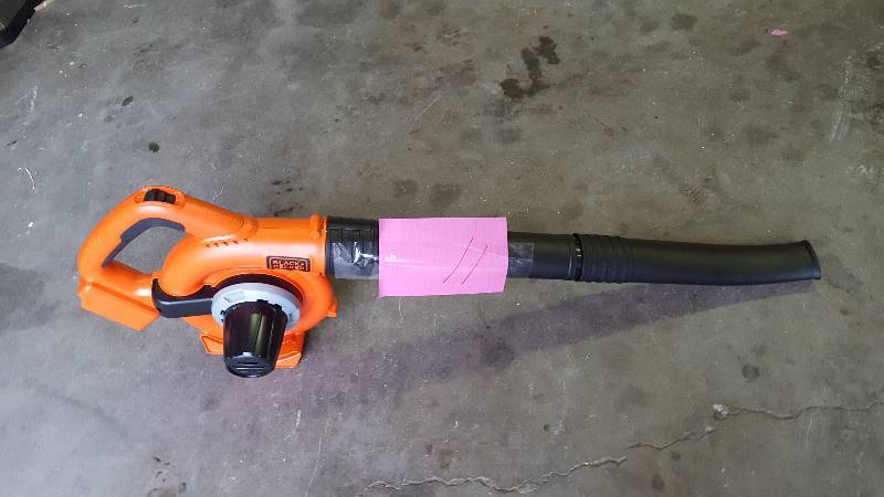 Black and Decker 120 MPH 120 CFM 20-Volt Lithium-Ion Cordless Electric Sweeper Blower (Tool only)New