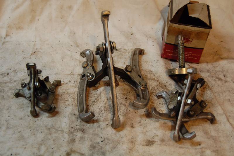 Pulley Pullers
