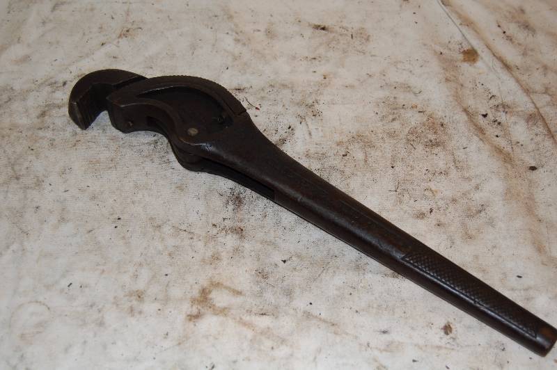Pipe Wrench