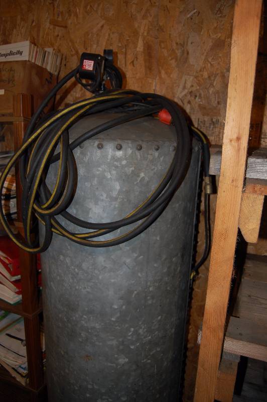 Air Holding Tank