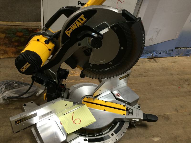 lot 6 image: Dewalt 15 Amp 12 in. Double-Bevel Compound Miter Saw