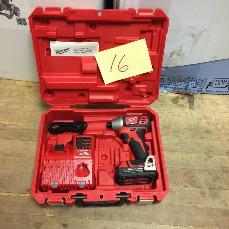 lot 16 image: Milwaukee 2656-20 M18 18V Cordless Lithium-Ion 14 in. Hex Impact Driver slightly used