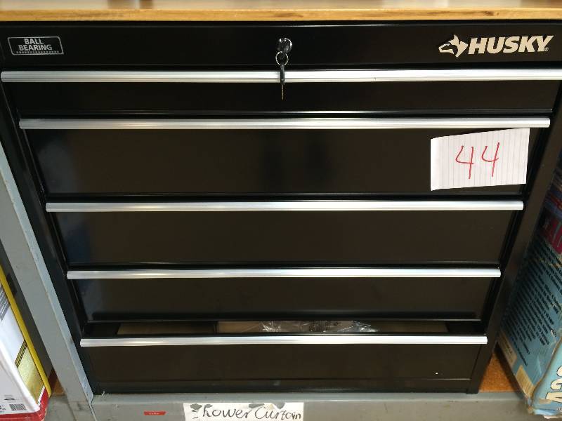 lot 44 image: Husky 37 in. 5-Drawer Mobile Workbench with Solid Wood Top, Black new