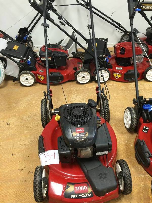 lot 54 image: Toro Recycler 22 in. High and Front Wheel Drive Variable Speed Self-Propelled Gas Lawn Mower with Kohler Engine used WORKING CONDITIONS