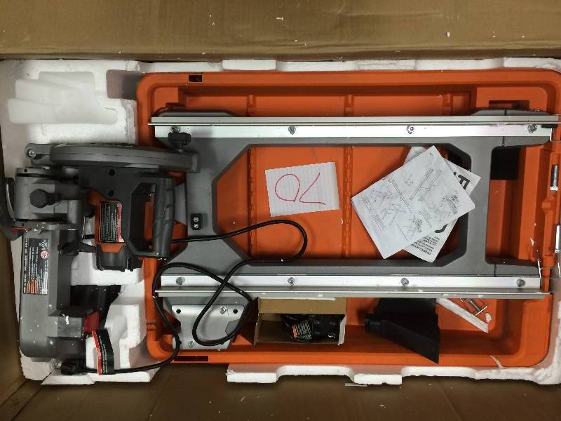 lot 70 image: RIDGID 8 in. Tile Saw with StandModel # R4040S In like New working conditions