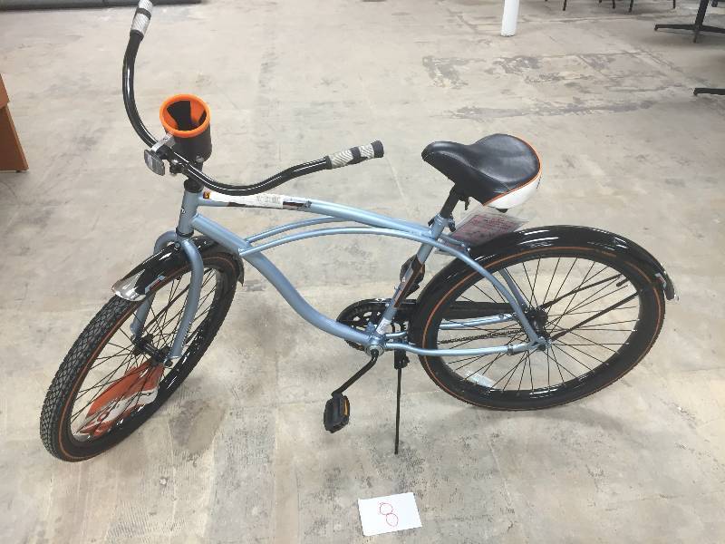 lot 8 image: 26 Huffy Mens Cranbrook Cruiser Bike in good conditions