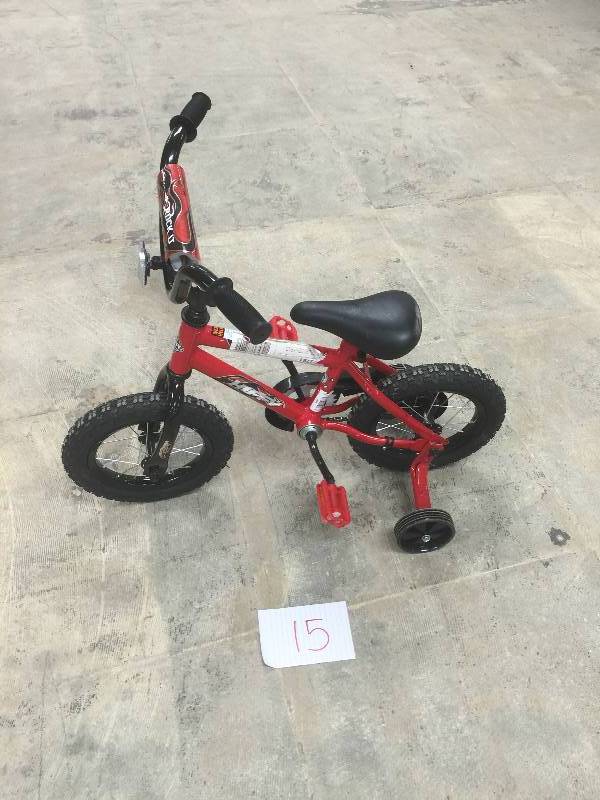 lot 15 image: 16 Kent Schism Boys Bike, Red in good conditions