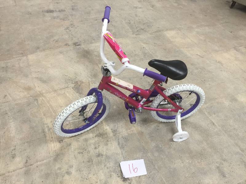 lot 16 image: 16 Inch Lil Gem Next Girls Bike in good conditions