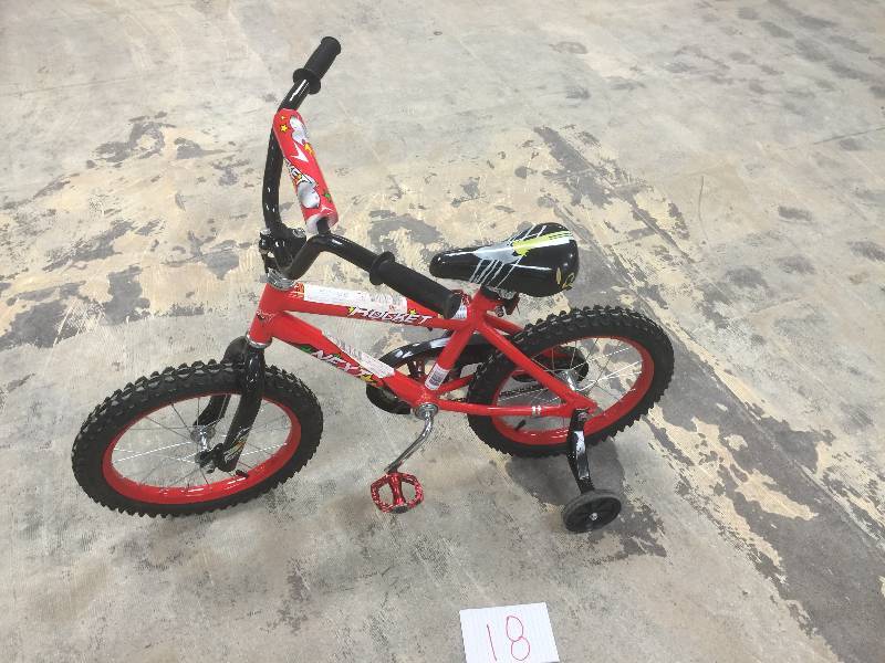 lot 18 image: 16 Kent Schism Boys Bike, Red in good conditions