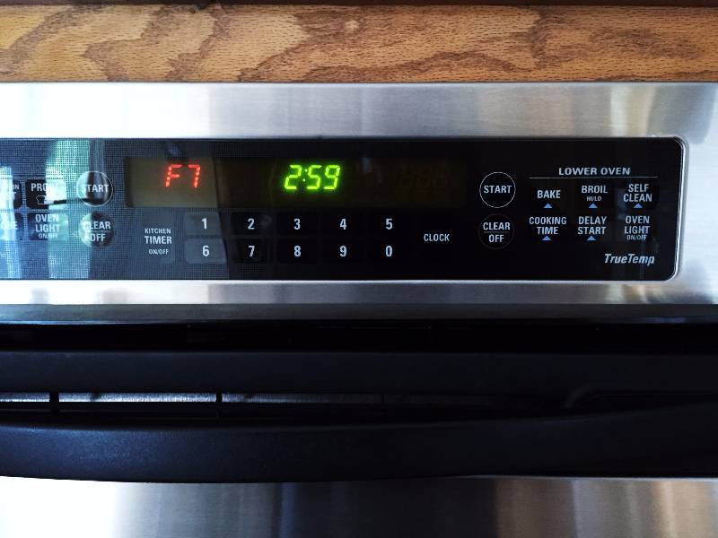 WOW! GE Profile Performance Truetemp Stainless Upper Convection & Lower