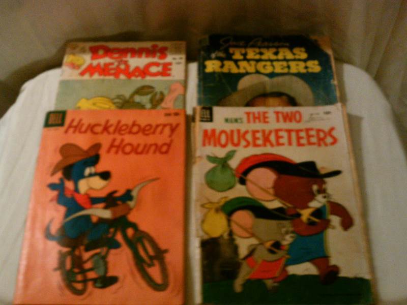 Comic Books- set of 4 Dennis, Huckleberry Hound.