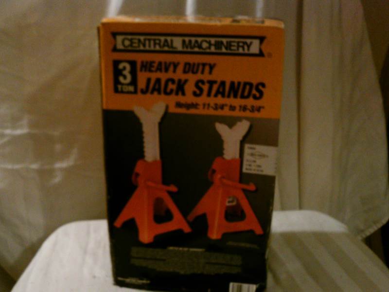 3 Ton Jack Stands - new in the box