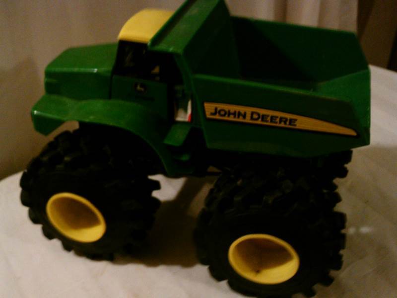 John Deere Big Wheel Gator, toy