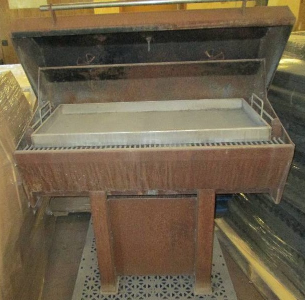 4 Foot wide heavy metal grill  smo...