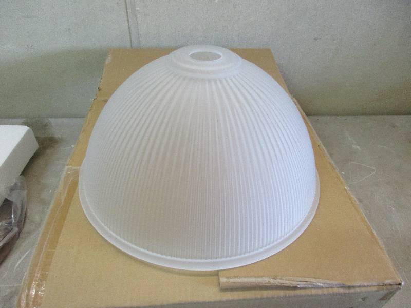 Ribbed style pendant light, new in box