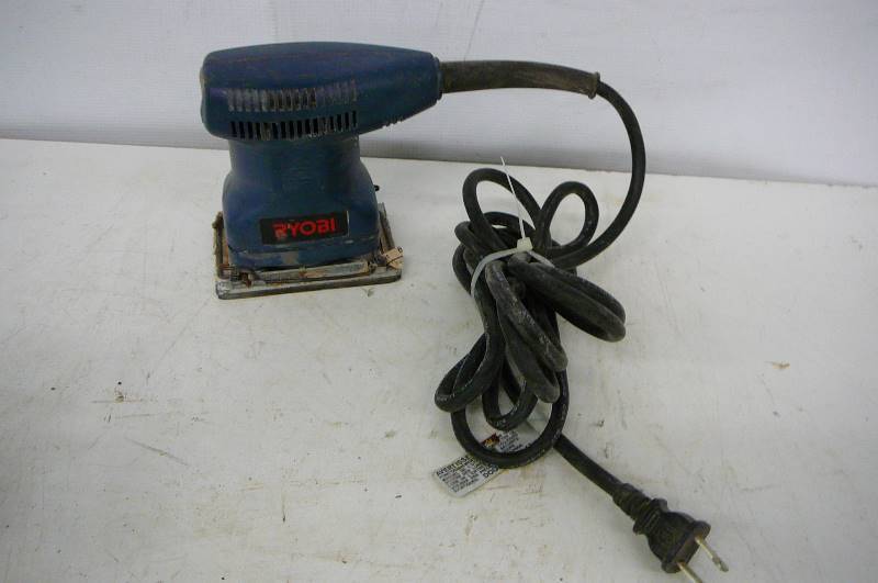 lot 22 image: Ryobi Sander Works S551
