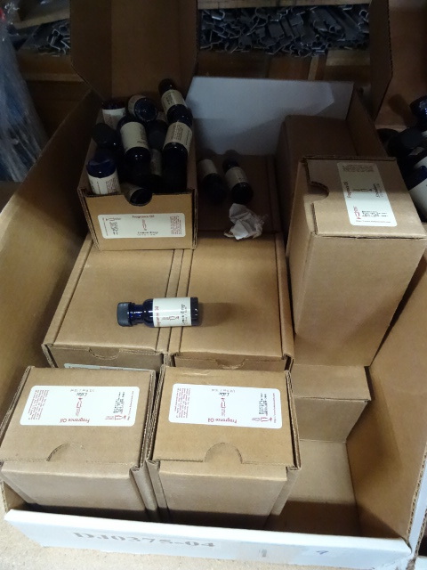 lot 9 image: Misc Fragrance Oil. Lilac,