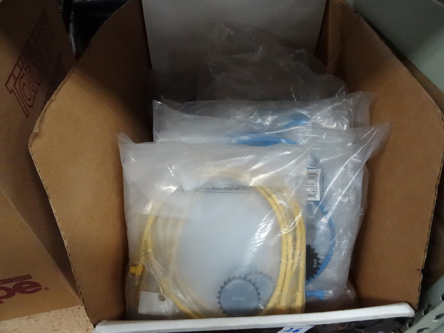 lot 26 image: Misc Cat 5E Computer Network Cables